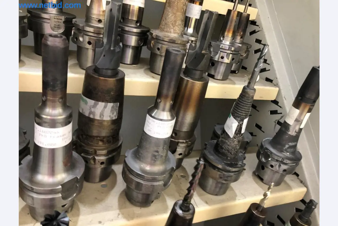 Machines et installations (moulage sous pression d'aluminium pour l'industrie automobile et ses sous-traitants)-12