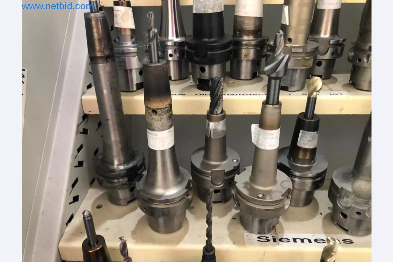 Machines et installations (moulage sous pression d'aluminium pour l'industrie automobile et ses sous-traitants)-14