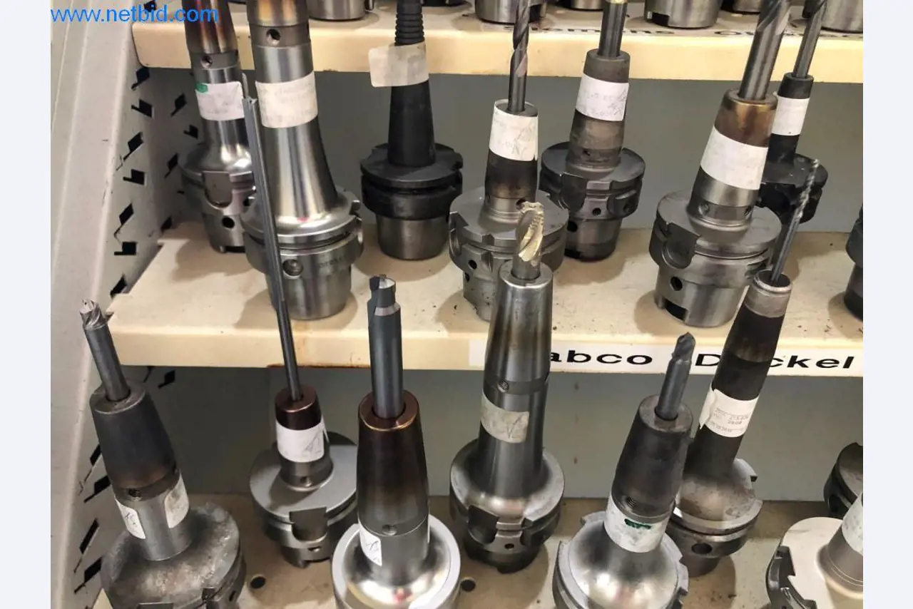 Machines et installations (moulage sous pression d'aluminium pour l'industrie automobile et ses sous-traitants)-19