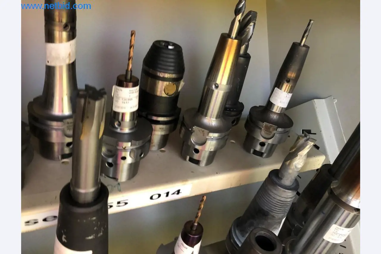 Machines et installations (moulage sous pression d'aluminium pour l'industrie automobile et ses sous-traitants)-24