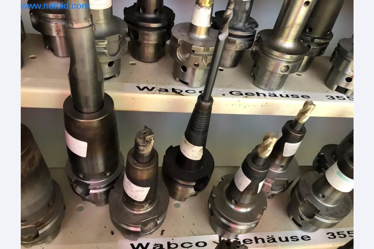 Machines et installations (moulage sous pression d'aluminium pour l'industrie automobile et ses sous-traitants)-35