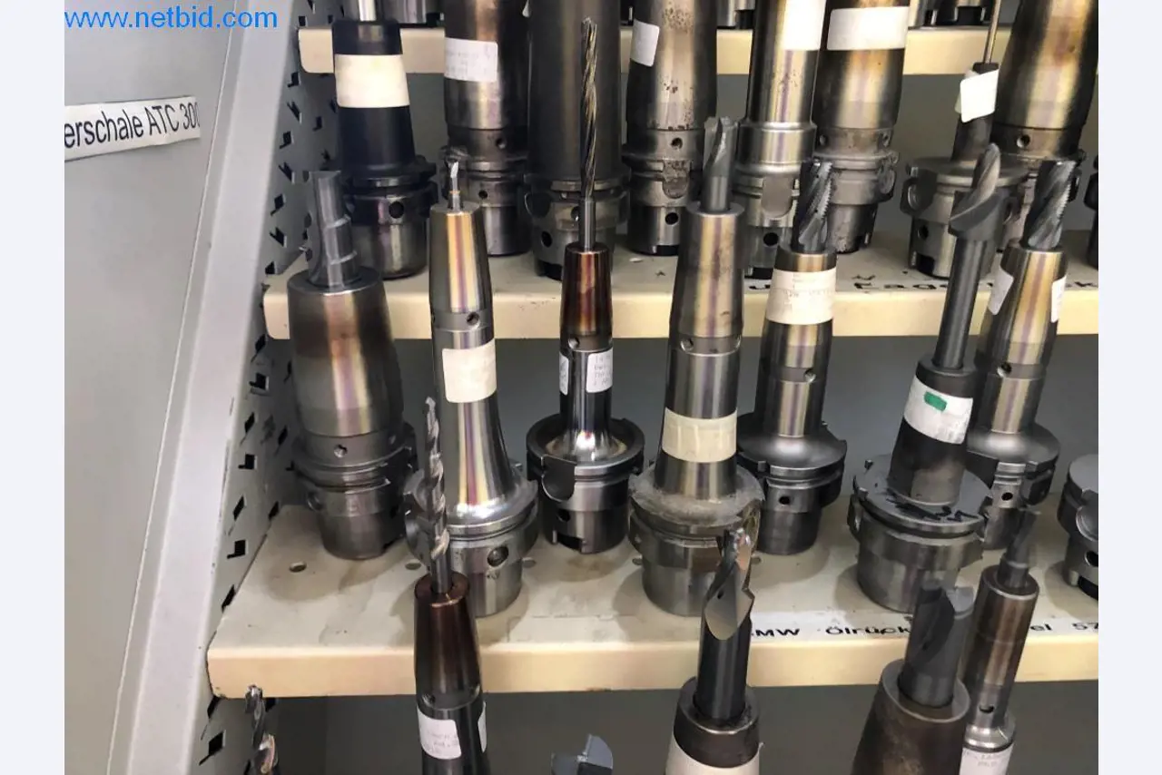 Machines et installations (moulage sous pression d'aluminium pour l'industrie automobile et ses sous-traitants)-7