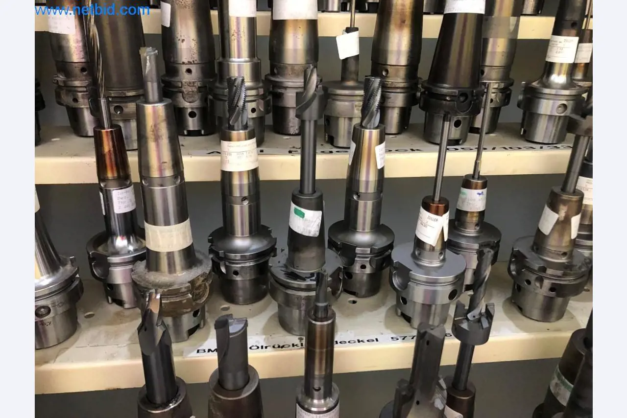 Machines et installations (moulage sous pression d'aluminium pour l'industrie automobile et ses sous-traitants)-8