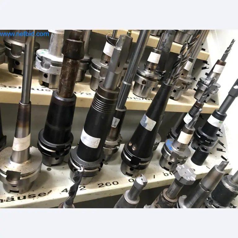 Máquinas e sistemas (fundição injectada de alumínio para a indústria automóvel e de fornecimento automóvel)-10