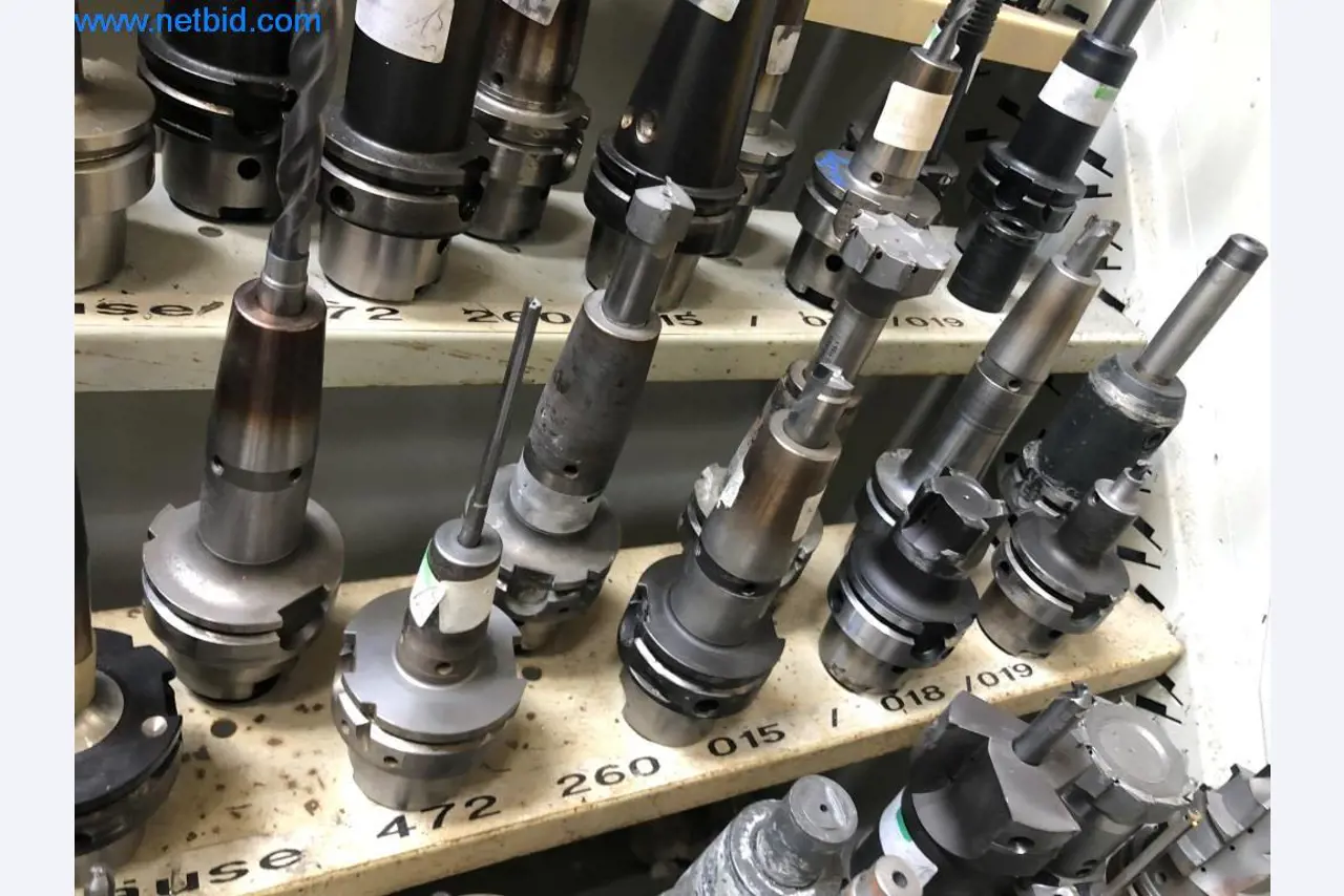 Máquinas e sistemas (fundição injectada de alumínio para a indústria automóvel e de fornecimento automóvel)-11