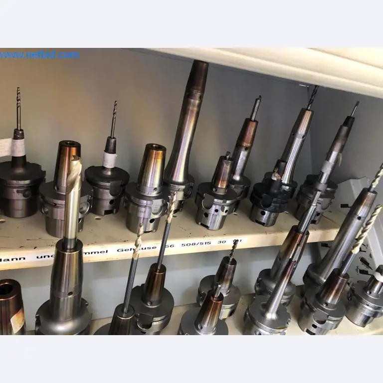 Máquinas e sistemas (fundição injectada de alumínio para a indústria automóvel e de fornecimento automóvel)-13