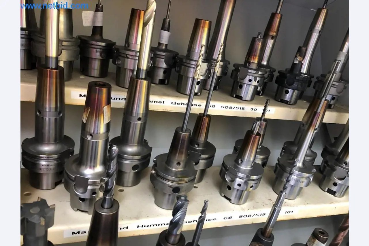 Máquinas e sistemas (fundição injectada de alumínio para a indústria automóvel e de fornecimento automóvel)-25