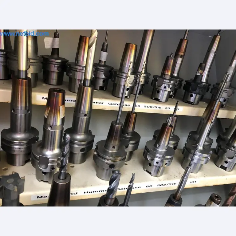 Máquinas e sistemas (fundição injectada de alumínio para a indústria automóvel e de fornecimento automóvel)-25