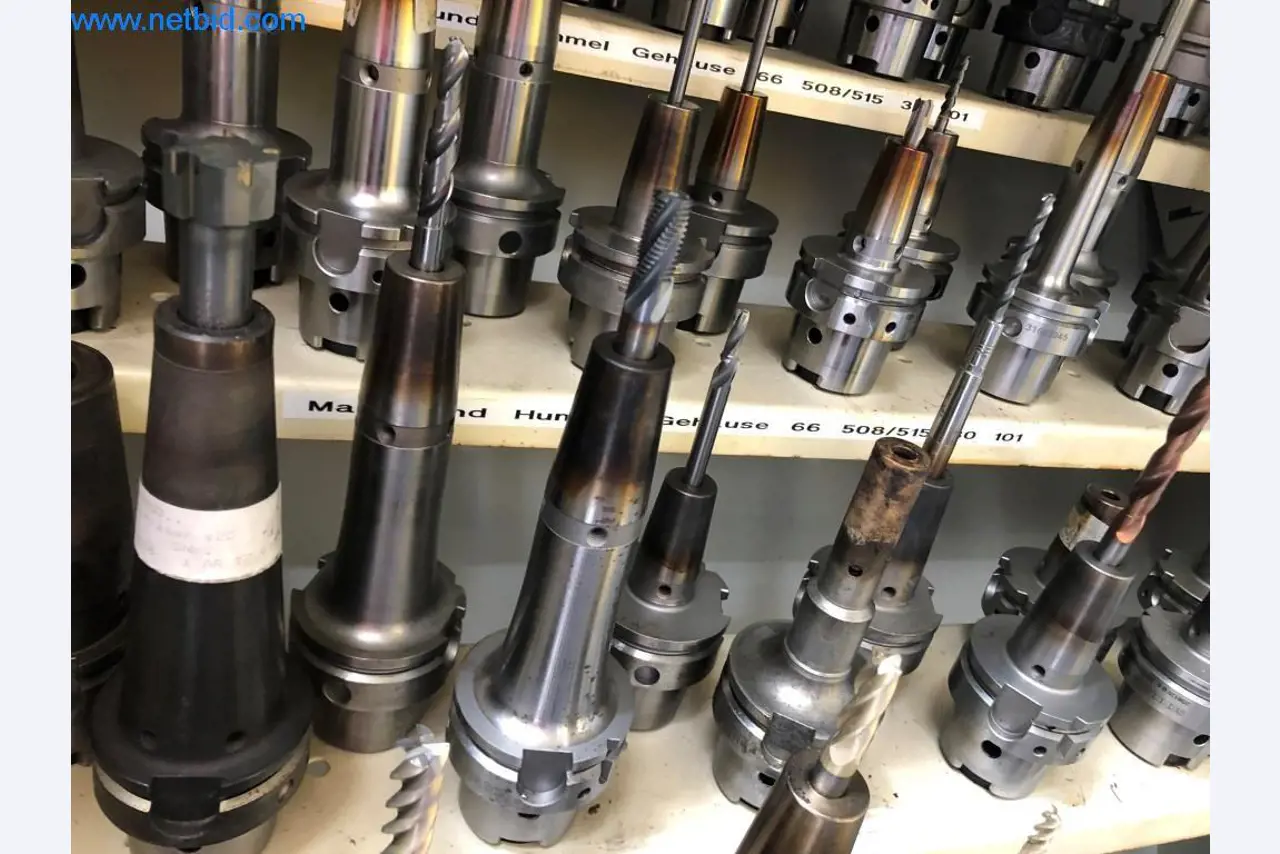 Máquinas e sistemas (fundição injectada de alumínio para a indústria automóvel e de fornecimento automóvel)-28