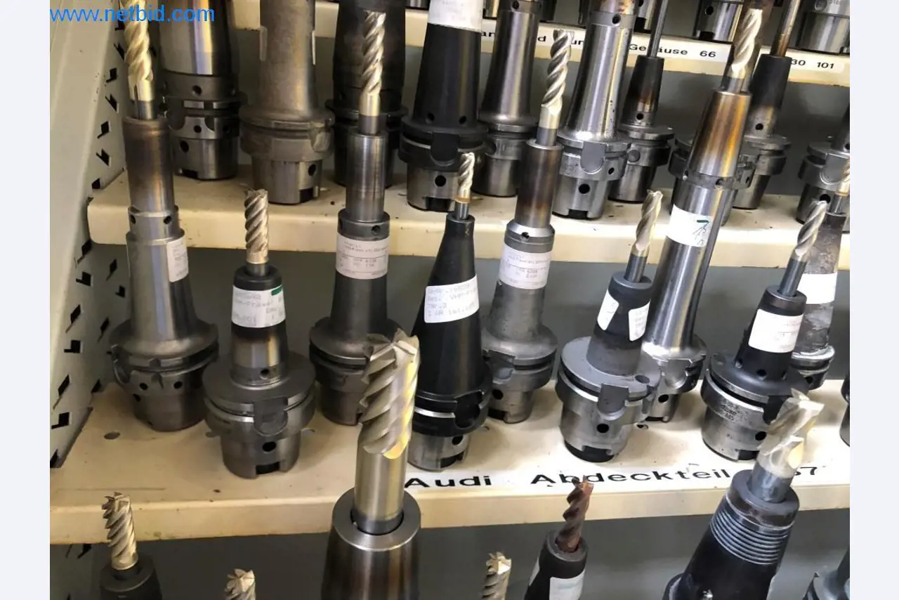 Máquinas e sistemas (fundição injectada de alumínio para a indústria automóvel e de fornecimento automóvel)-30