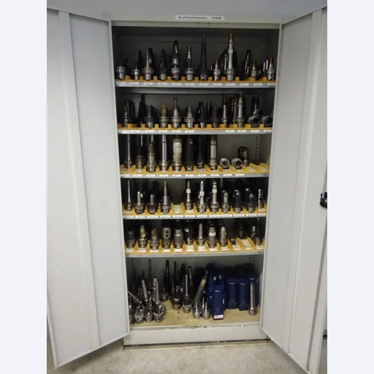 Máquinas e sistemas (fundição injectada de alumínio para a indústria automóvel e de fornecimento automóvel)-32