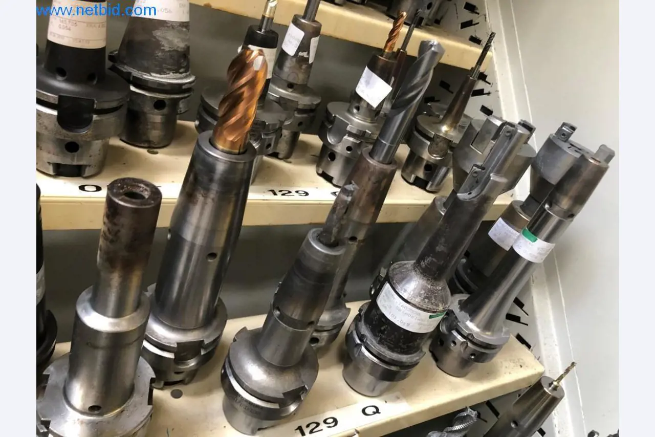 Máquinas e sistemas (fundição injectada de alumínio para a indústria automóvel e de fornecimento automóvel)-4