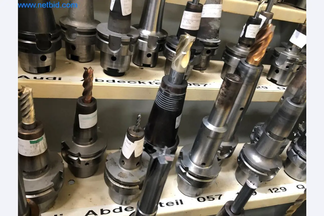 Máquinas e sistemas (fundição injectada de alumínio para a indústria automóvel e de fornecimento automóvel)-5