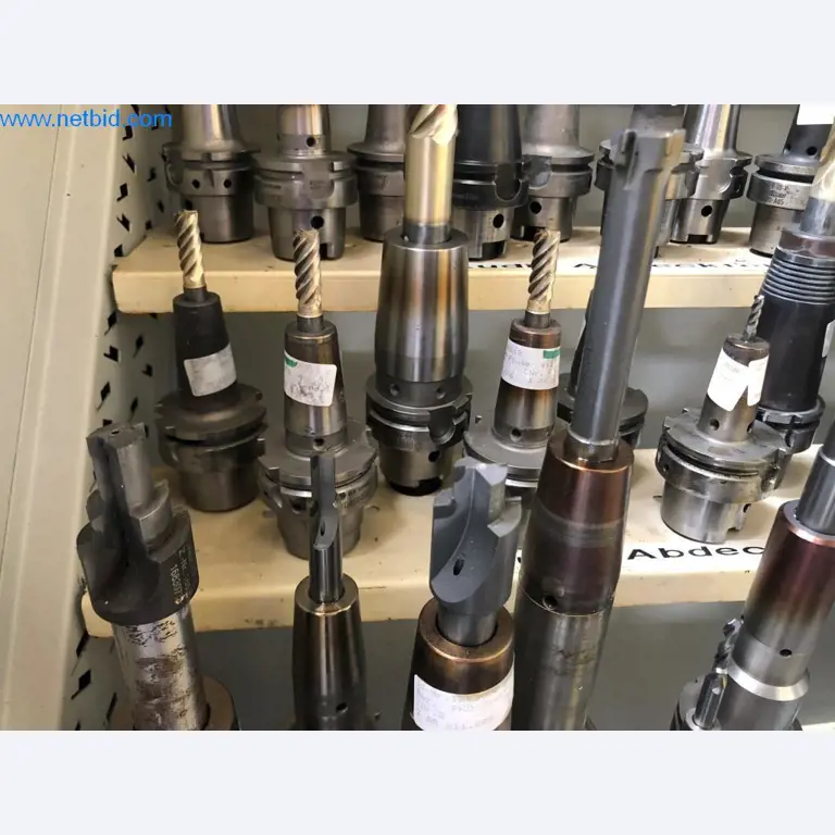 Máquinas e sistemas (fundição injectada de alumínio para a indústria automóvel e de fornecimento automóvel)-6