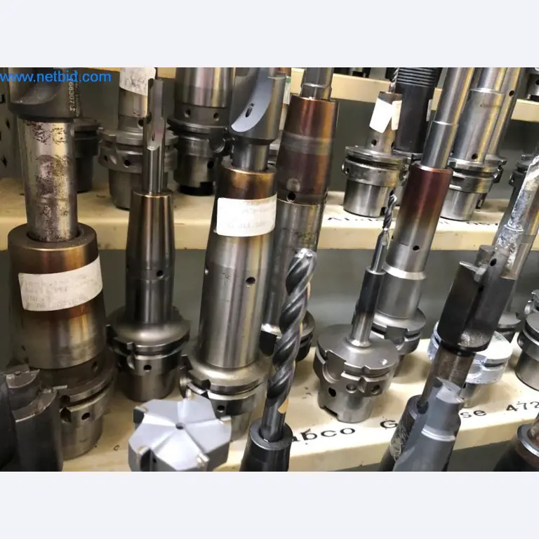 Máquinas e sistemas (fundição injectada de alumínio para a indústria automóvel e de fornecimento automóvel)-7