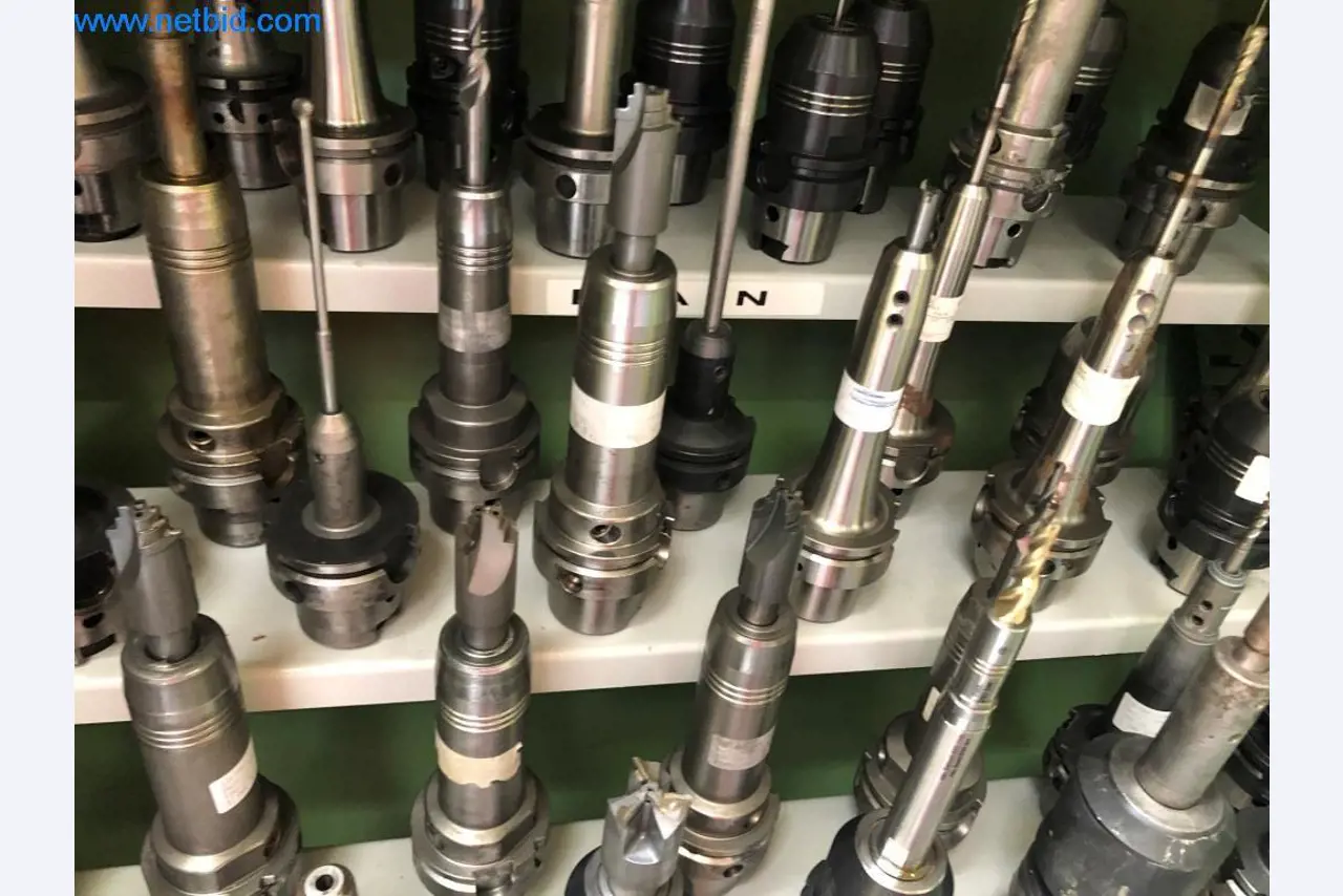 Stroje a systémy (tlakové lití hliníku pro automobilový a dodavatelský průmysl)-3