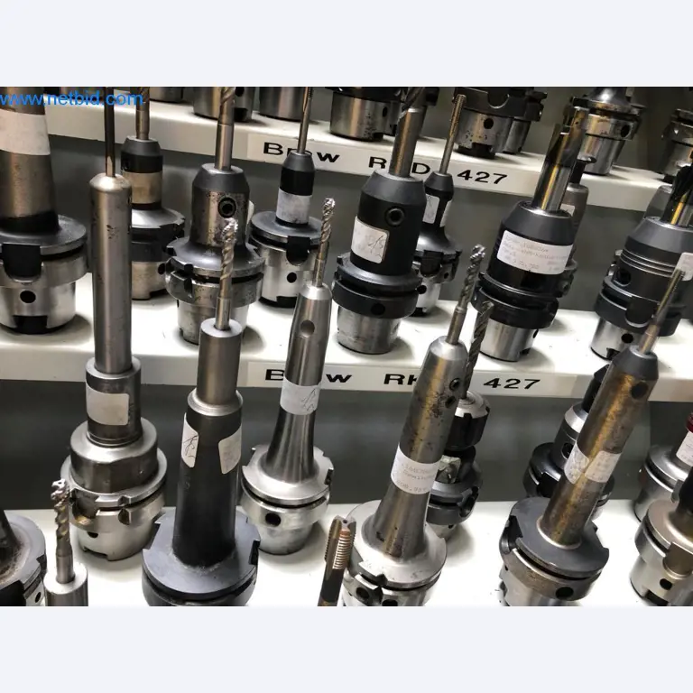 Máquinas e sistemas (fundição injectada de alumínio para a indústria automóvel e de fornecimento automóvel)-11