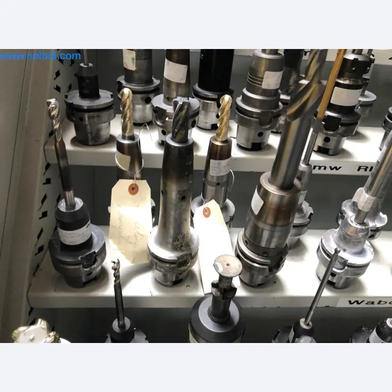 Máquinas e sistemas (fundição injectada de alumínio para a indústria automóvel e de fornecimento automóvel)-14