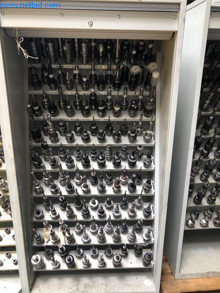 Máquinas e sistemas (fundição injectada de alumínio para a indústria automóvel e de fornecimento automóvel)-1