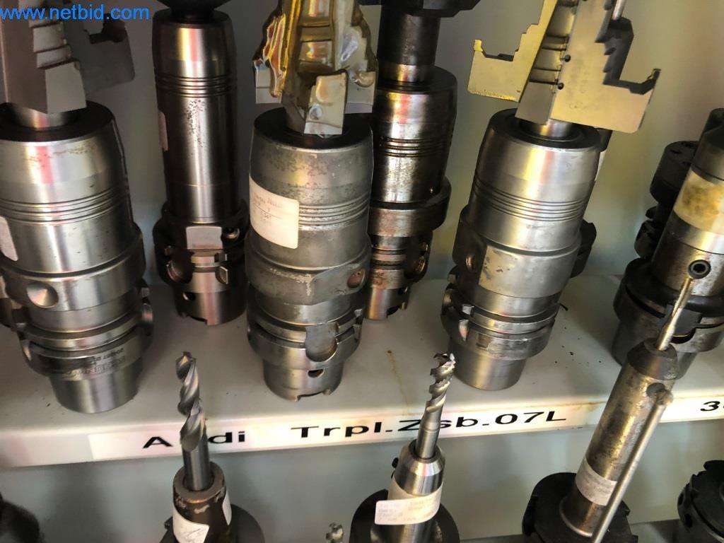 Máquinas e sistemas (fundição injectada de alumínio para a indústria automóvel e de fornecimento automóvel)-2