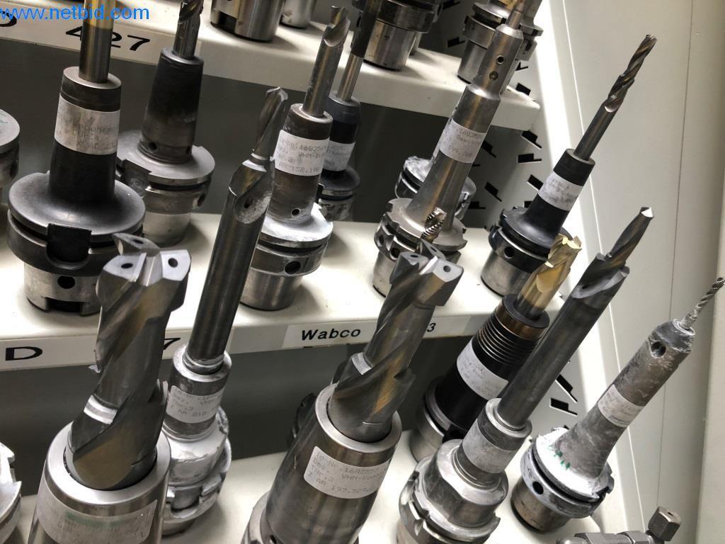 Máquinas e sistemas (fundição injectada de alumínio para a indústria automóvel e de fornecimento automóvel)-4