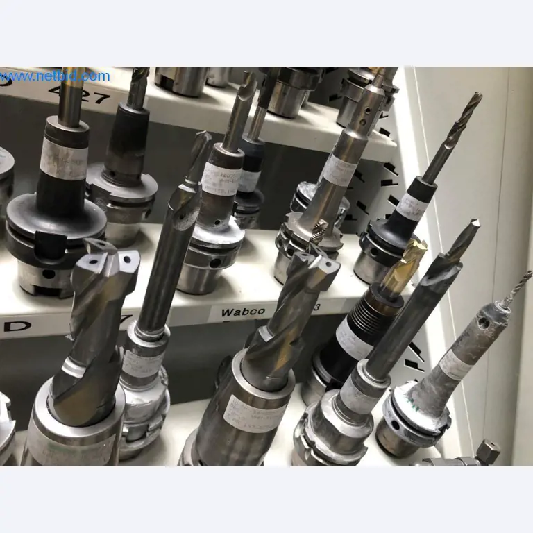 Máquinas e sistemas (fundição injectada de alumínio para a indústria automóvel e de fornecimento automóvel)-4