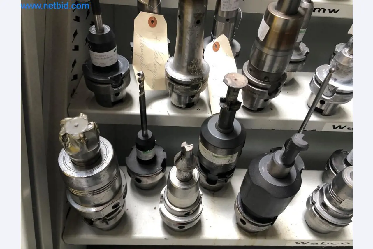 Máquinas e sistemas (fundição injectada de alumínio para a indústria automóvel e de fornecimento automóvel)-5