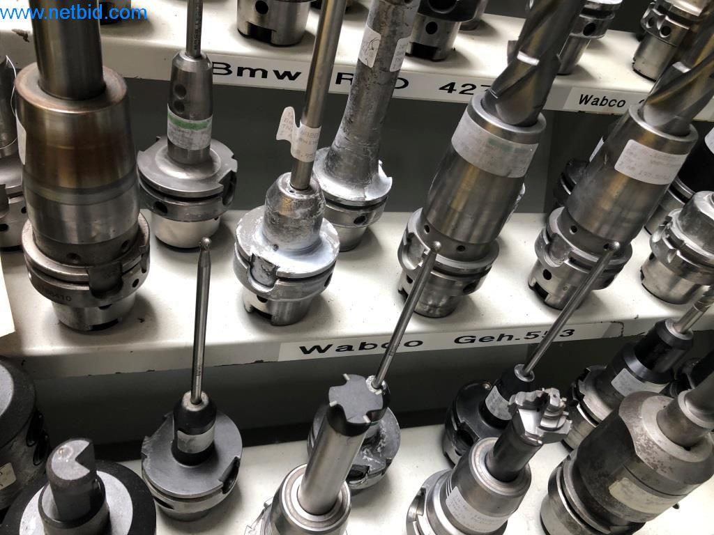 Máquinas e sistemas (fundição injectada de alumínio para a indústria automóvel e de fornecimento automóvel)-6