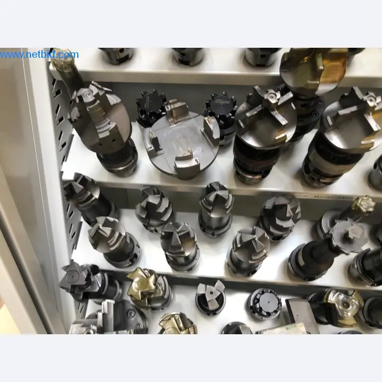 Máquinas e sistemas (fundição injectada de alumínio para a indústria automóvel e de fornecimento automóvel)-4