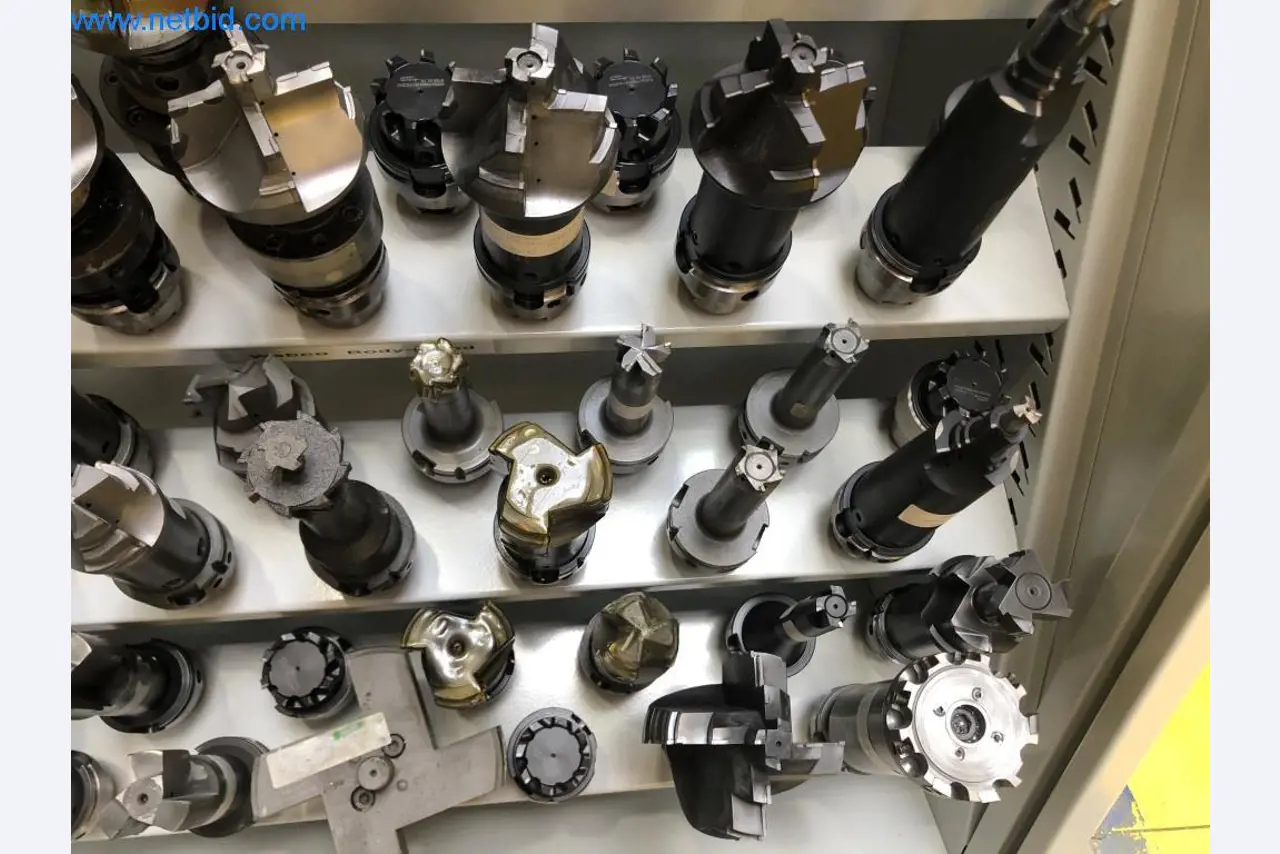 Máquinas e sistemas (fundição injectada de alumínio para a indústria automóvel e de fornecimento automóvel)-5