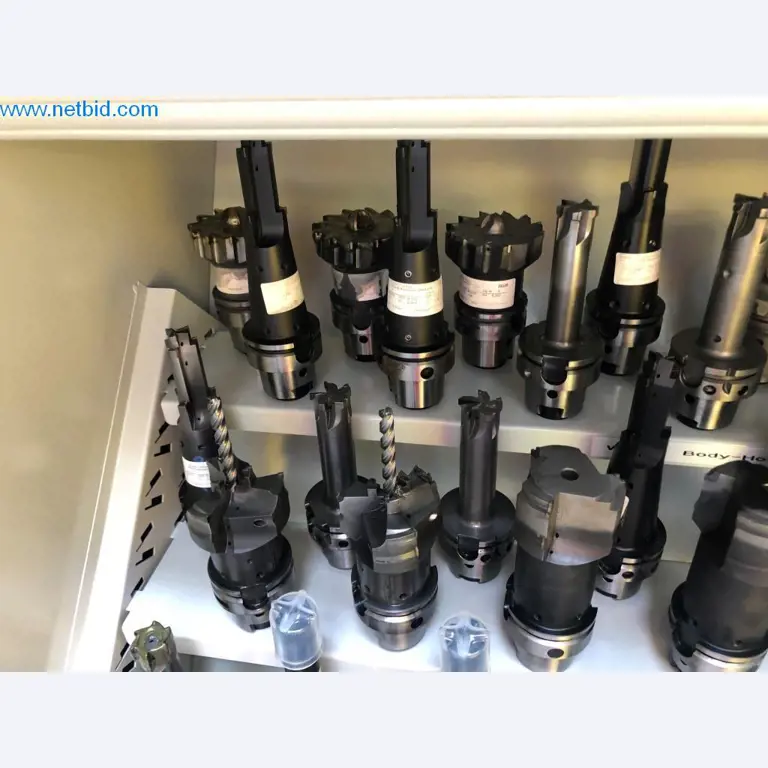 Máquinas e sistemas (fundição injectada de alumínio para a indústria automóvel e de fornecimento automóvel)-6