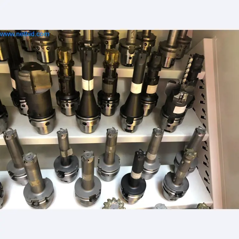 Máquinas e sistemas (fundição injectada de alumínio para a indústria automóvel e de fornecimento automóvel)-8