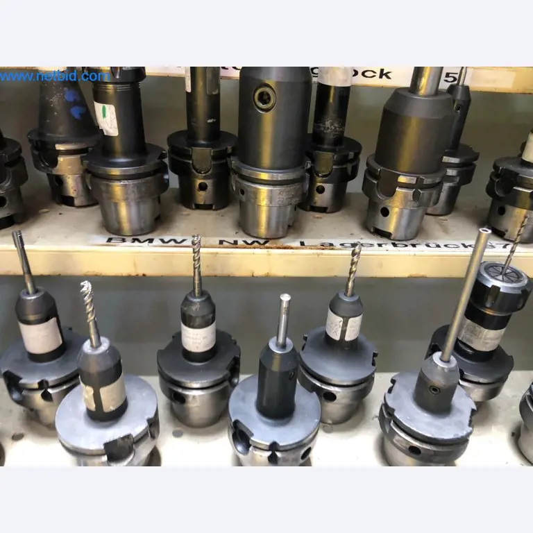 Máquinas e sistemas (fundição injectada de alumínio para a indústria automóvel e de fornecimento automóvel)-5