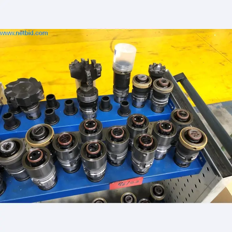 Máquinas e sistemas (fundição injectada de alumínio para a indústria automóvel e de fornecimento automóvel)-3