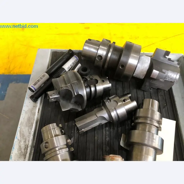 Máquinas e sistemas (fundição injectada de alumínio para a indústria automóvel e de fornecimento automóvel)-5