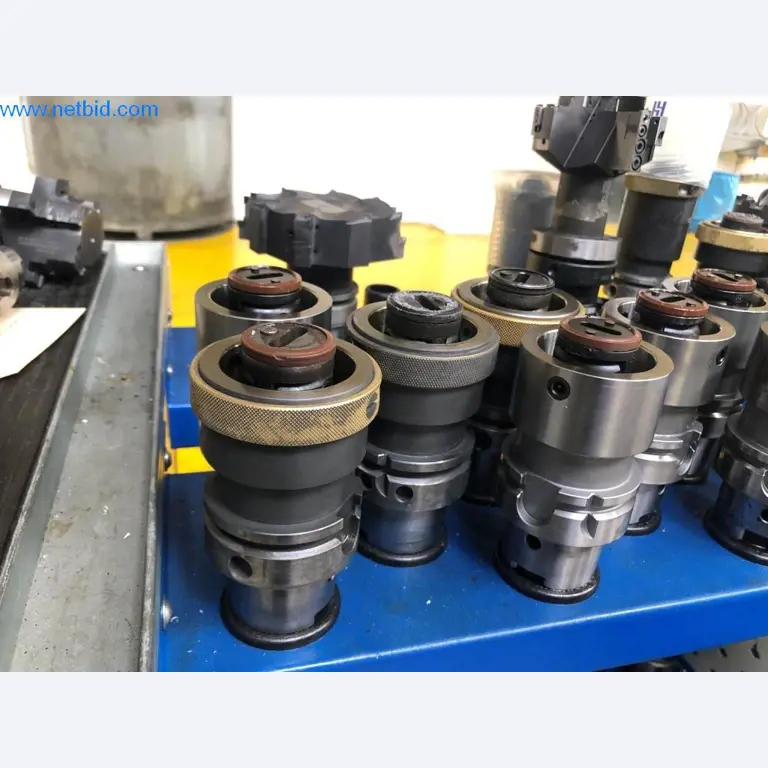 Máquinas e sistemas (fundição injectada de alumínio para a indústria automóvel e de fornecimento automóvel)-6