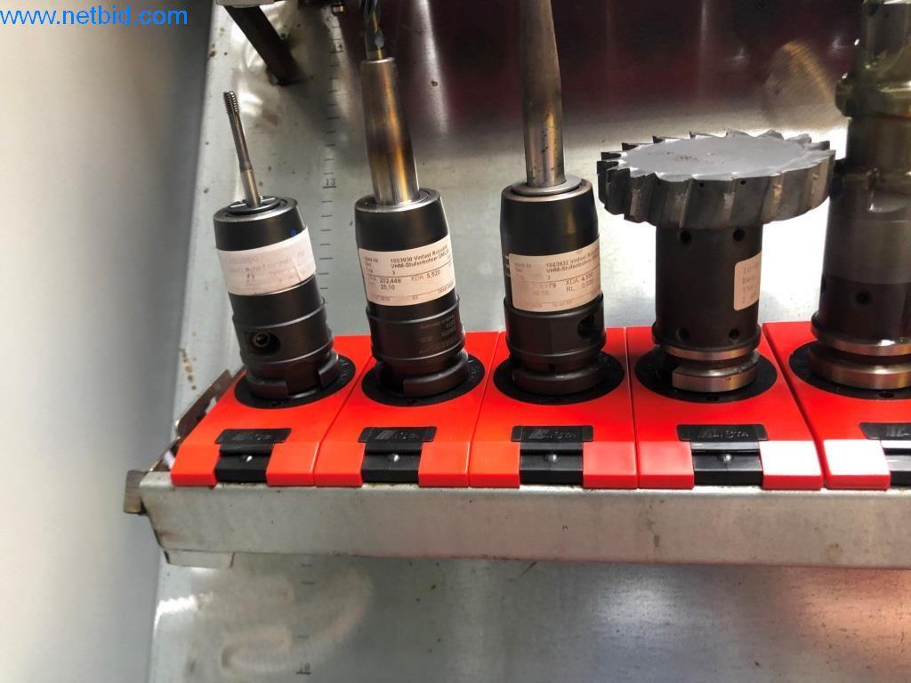 Máquinas e sistemas (fundição injectada de alumínio para a indústria automóvel e de fornecimento automóvel)-11