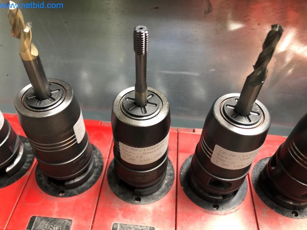 Máquinas e sistemas (fundição injectada de alumínio para a indústria automóvel e de fornecimento automóvel)-14