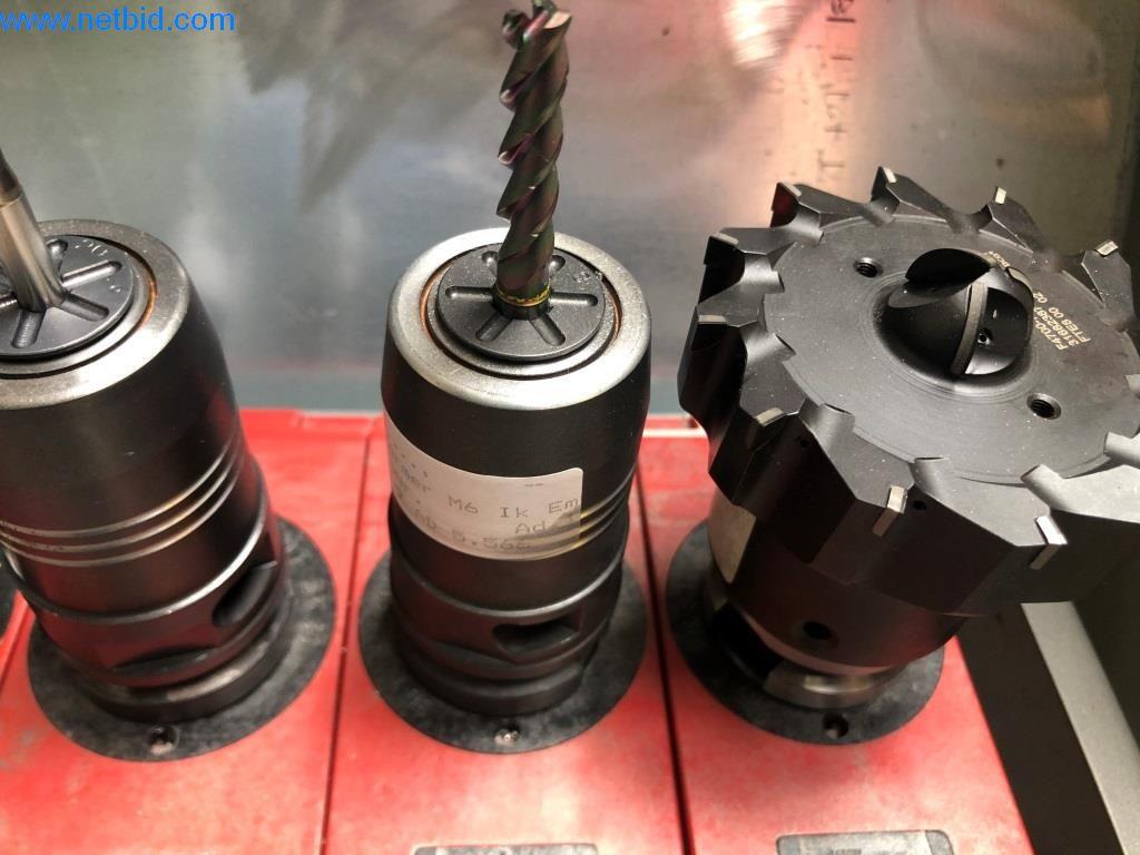 Máquinas e sistemas (fundição injectada de alumínio para a indústria automóvel e de fornecimento automóvel)-15