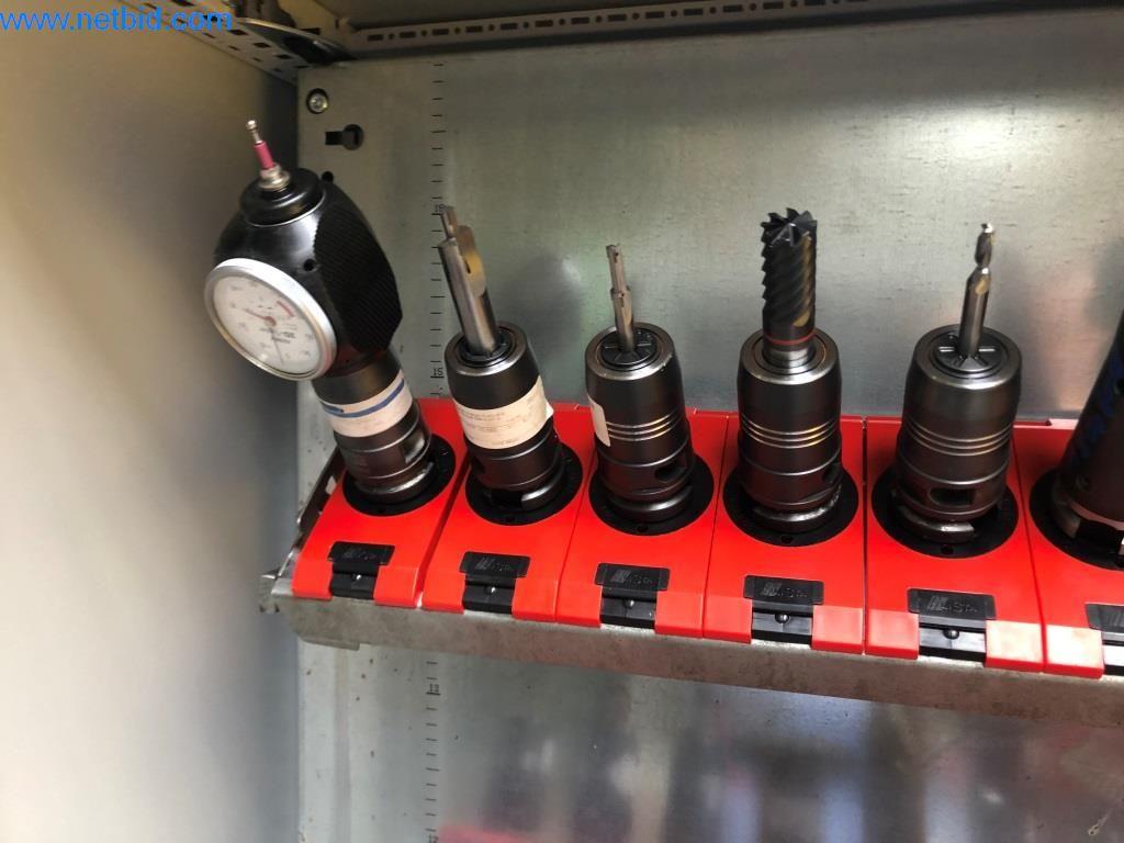 Máquinas e sistemas (fundição injectada de alumínio para a indústria automóvel e de fornecimento automóvel)-2