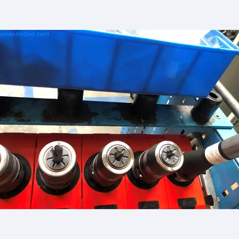 Máquinas e sistemas (fundição injectada de alumínio para a indústria automóvel e de fornecimento automóvel)-6