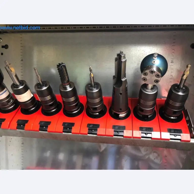 Máquinas e sistemas (fundição injectada de alumínio para a indústria automóvel e de fornecimento automóvel)-8