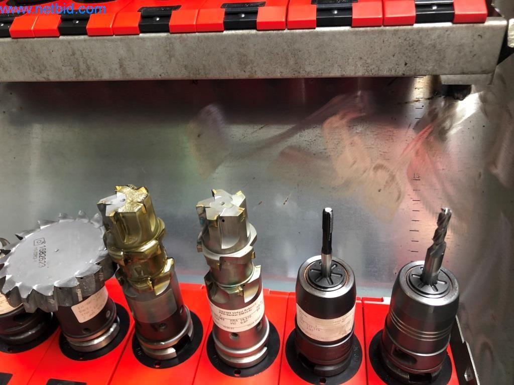 Máquinas e sistemas (fundição injectada de alumínio para a indústria automóvel e de fornecimento automóvel)-9