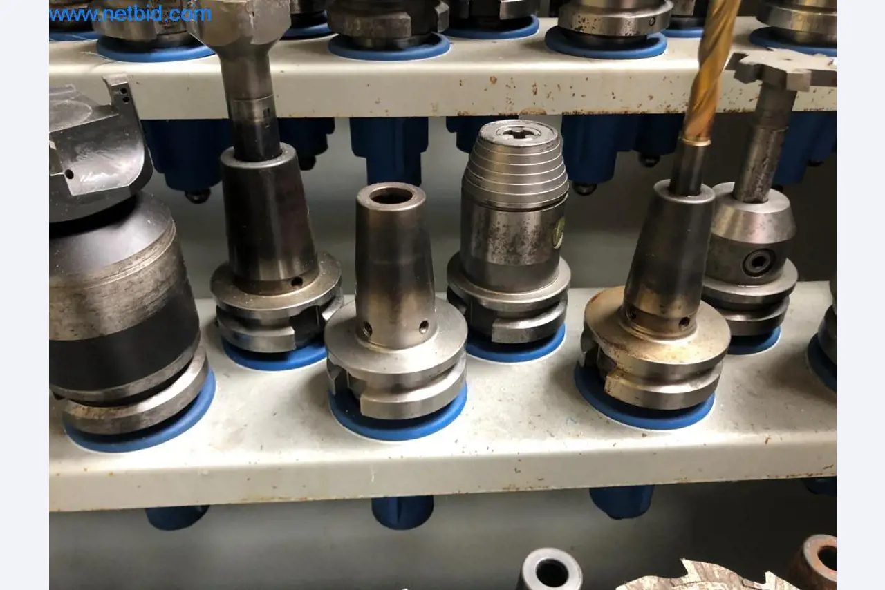 Máquinas e sistemas (fundição injectada de alumínio para a indústria automóvel e de fornecimento automóvel)-10