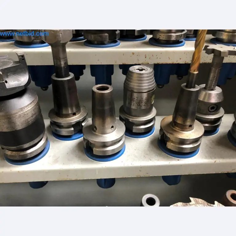 Máquinas e sistemas (fundição injectada de alumínio para a indústria automóvel e de fornecimento automóvel)-10