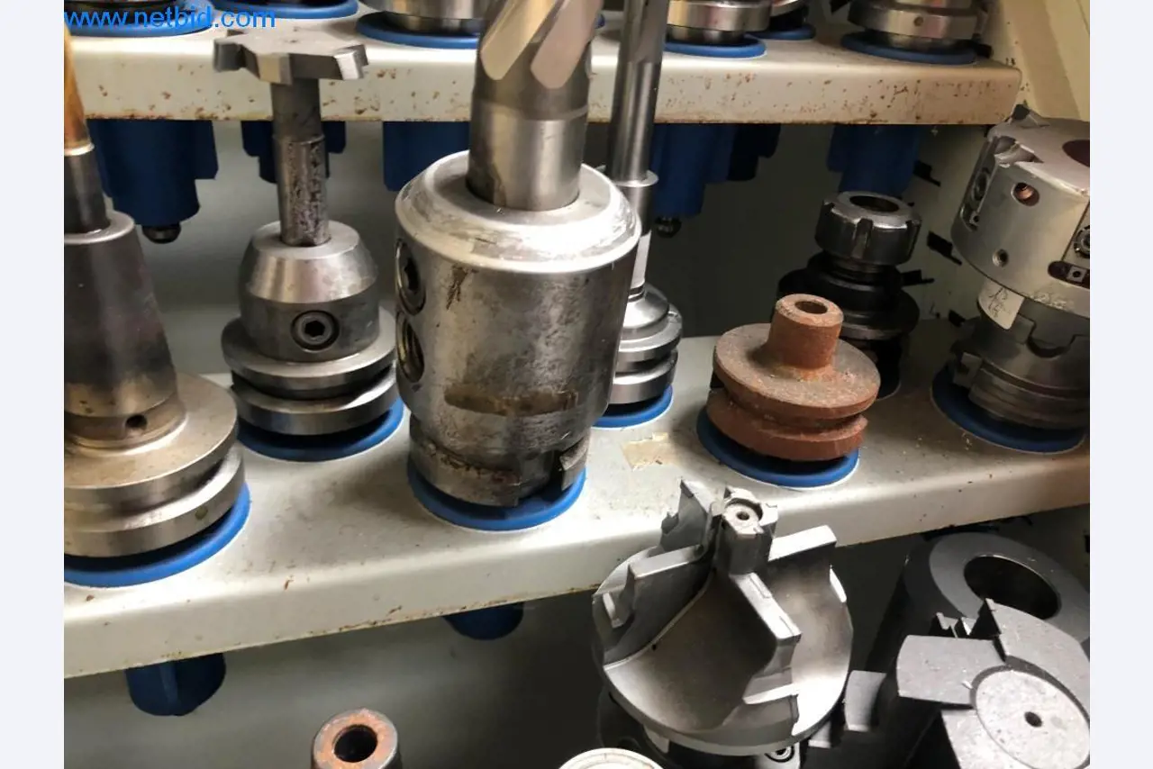 Máquinas e sistemas (fundição injectada de alumínio para a indústria automóvel e de fornecimento automóvel)-11