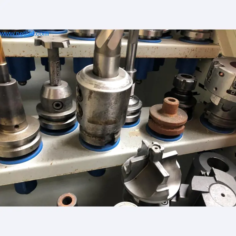 Máquinas e sistemas (fundição injectada de alumínio para a indústria automóvel e de fornecimento automóvel)-11