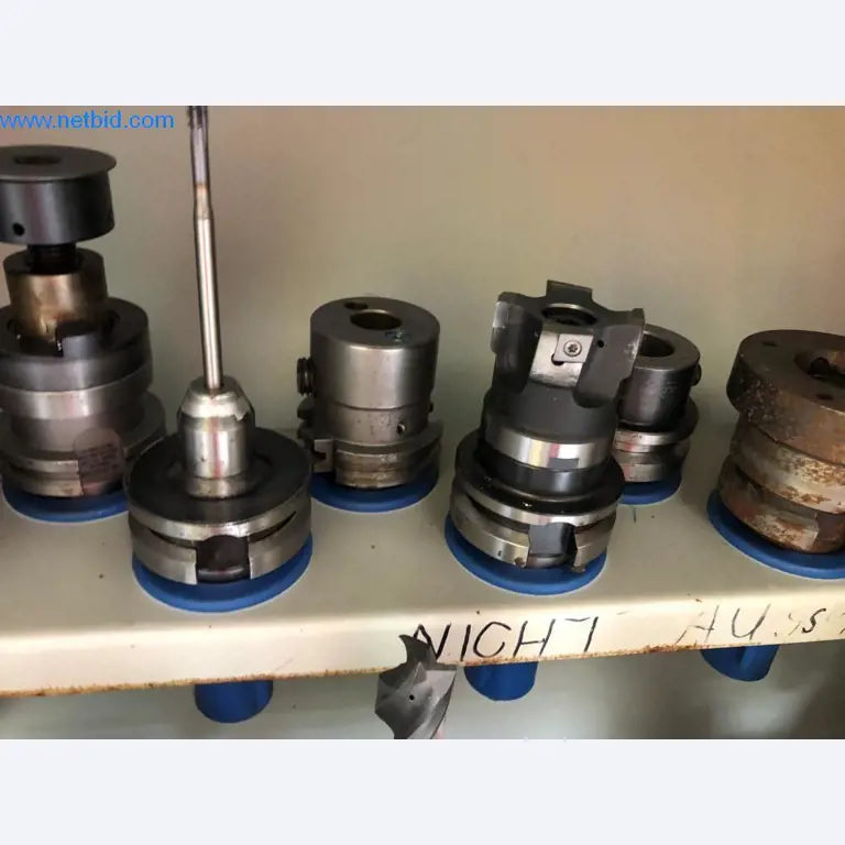 Máquinas e sistemas (fundição injectada de alumínio para a indústria automóvel e de fornecimento automóvel)-13