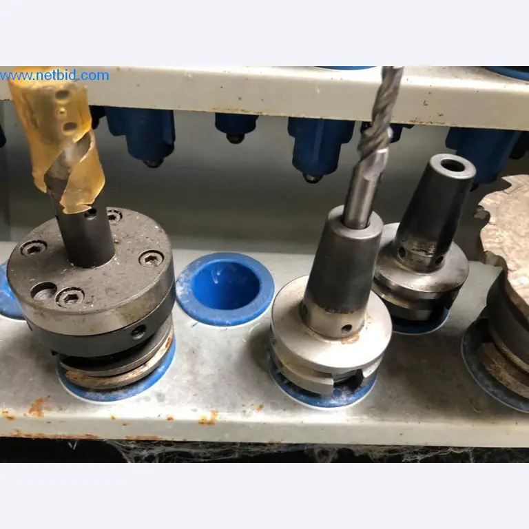 Máquinas e sistemas (fundição injectada de alumínio para a indústria automóvel e de fornecimento automóvel)-14