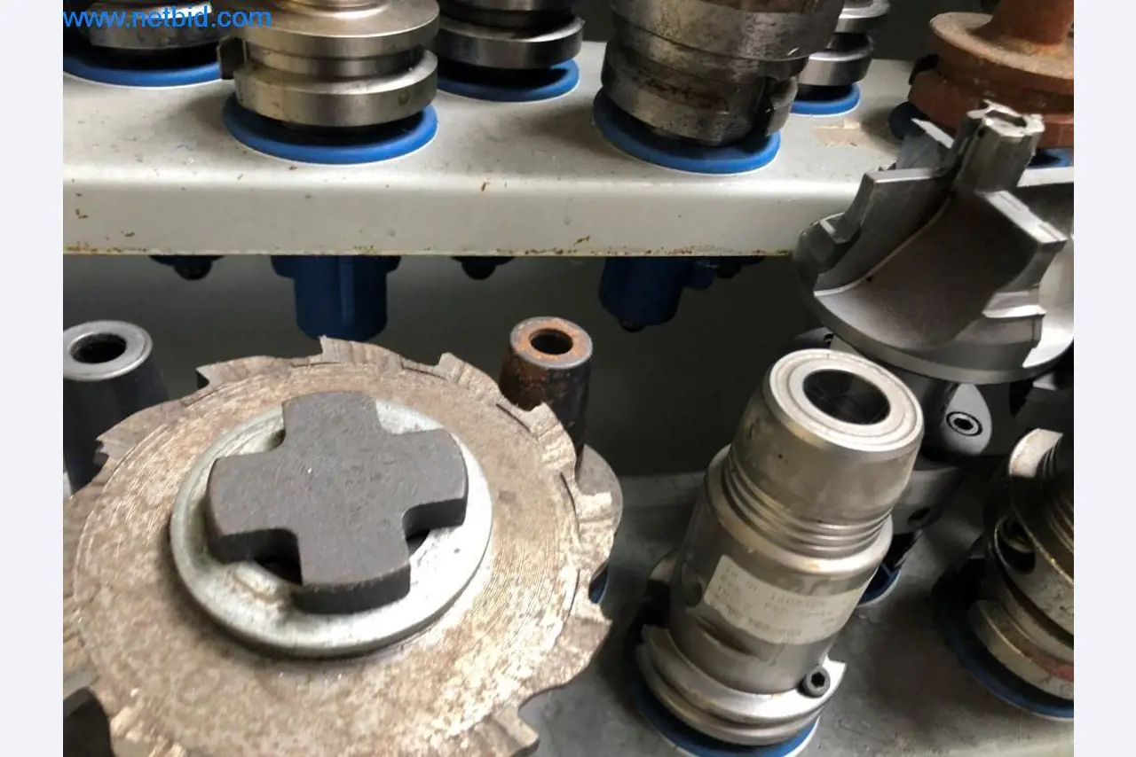 Máquinas e sistemas (fundição injectada de alumínio para a indústria automóvel e de fornecimento automóvel)-15